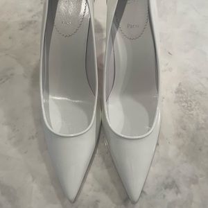 NEVER WORN WHITE CHRISTIAN LOBOUTIN SIZE 40